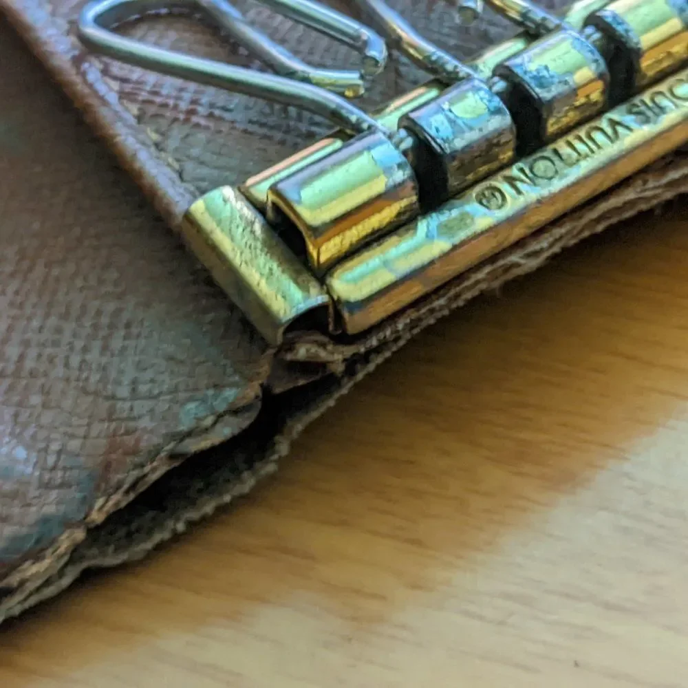 Louis Vuitton Monogram Key Holder/Wallet #1166💥PRICE DROP💥